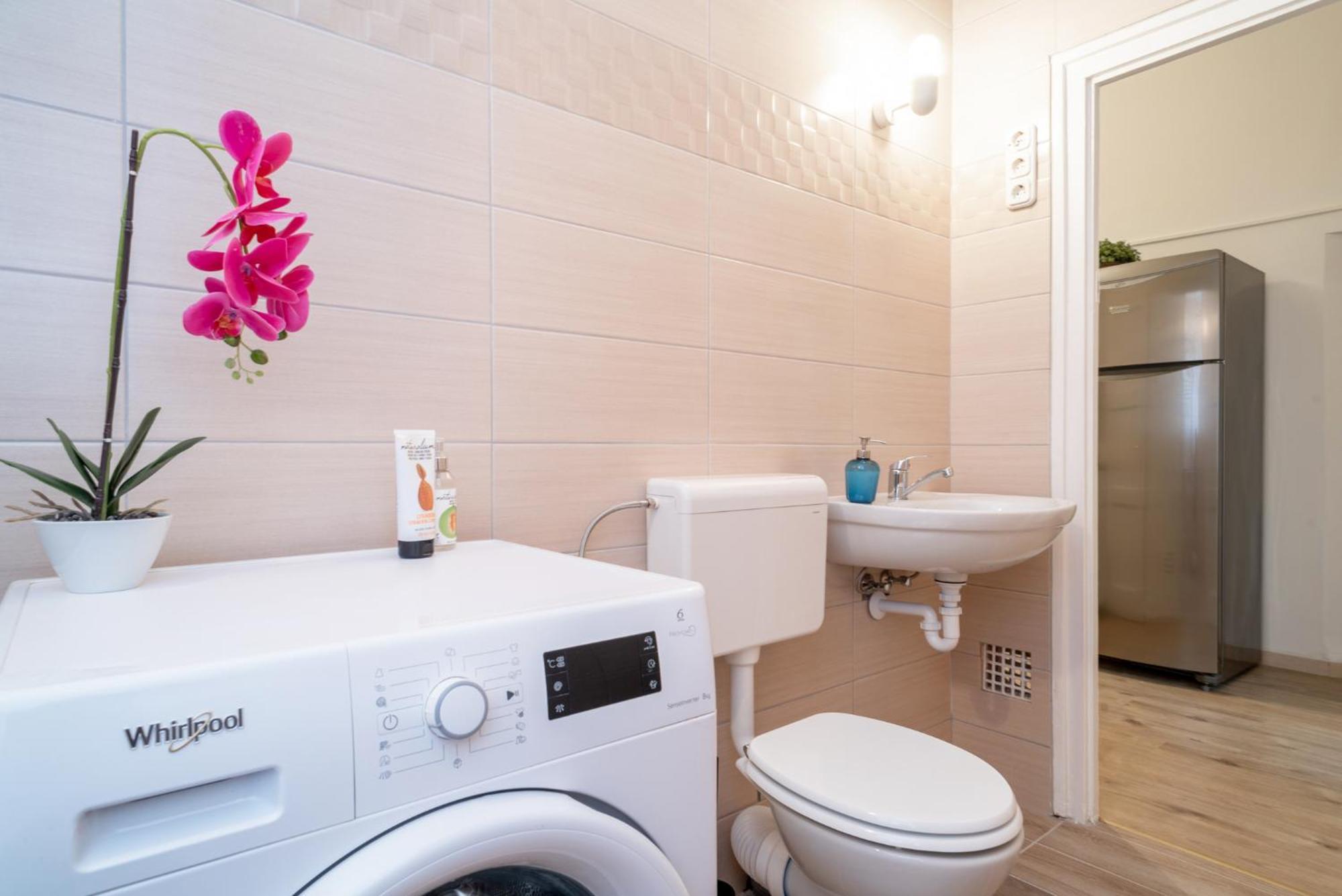 Apartamento Vaci Street Centre Modern With 3brs Ac