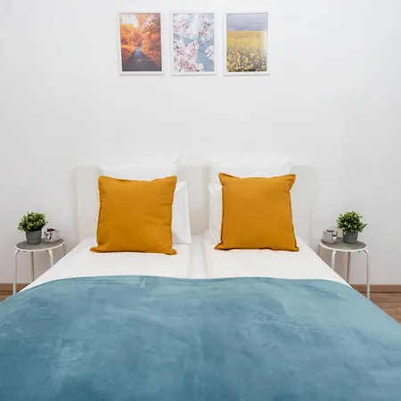 Vaci Street Centre Modern Apt With 3Brs Ac Budapest Exterior photo